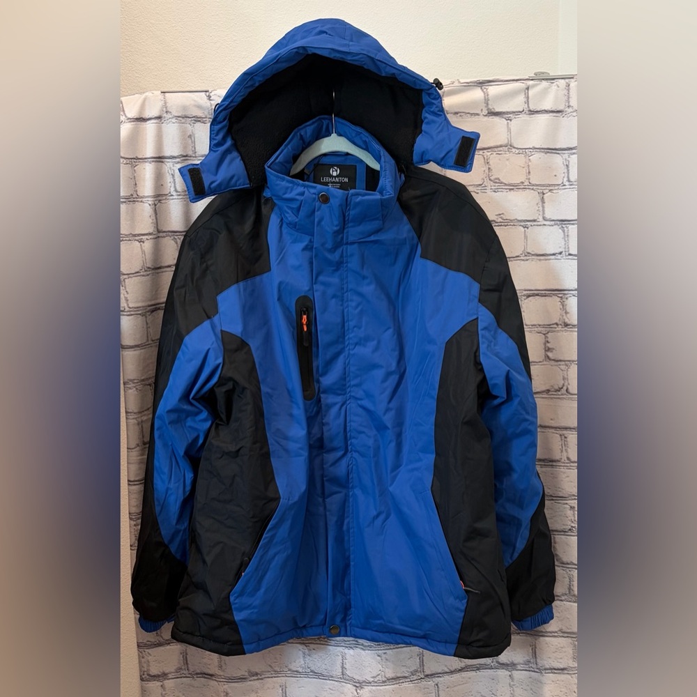 Leehanton Size:2XL Mens Blue and Black Hooded Winter Jacket